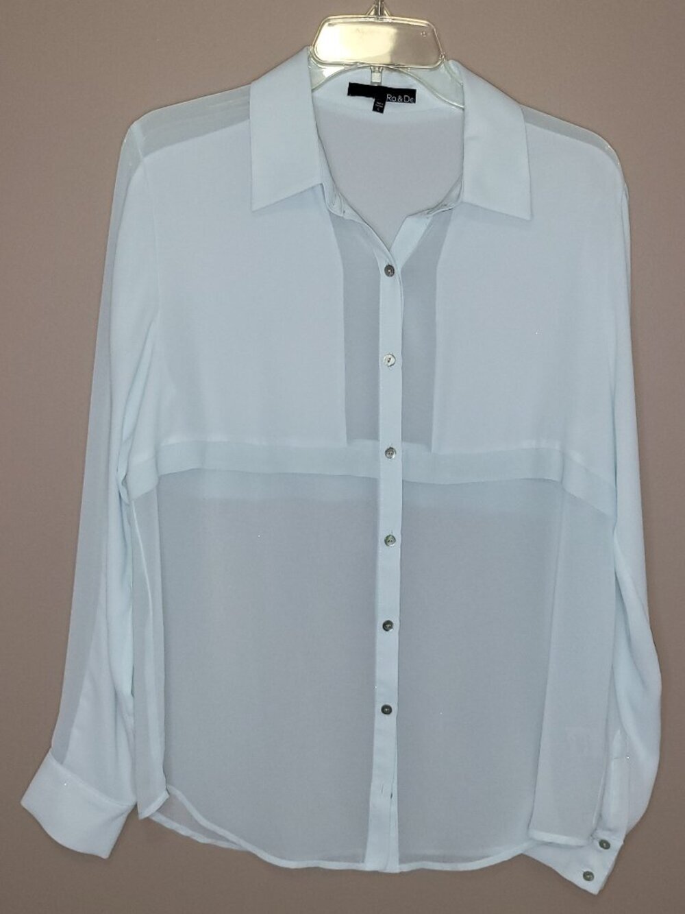 Ro & De Light Blue Sheer Button Front Blouse Women's Size Large Long Sleeve